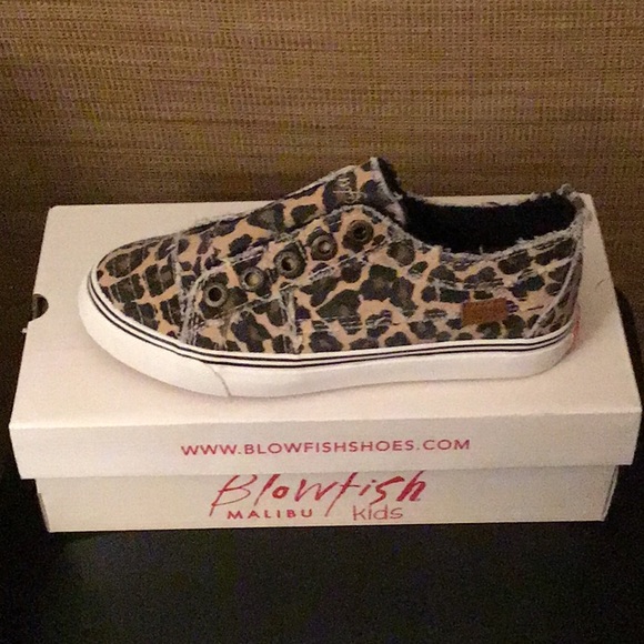 Kids - Canvas animal print sneakers - Picture 3 of 4